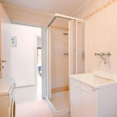 Saslench By Interhome *